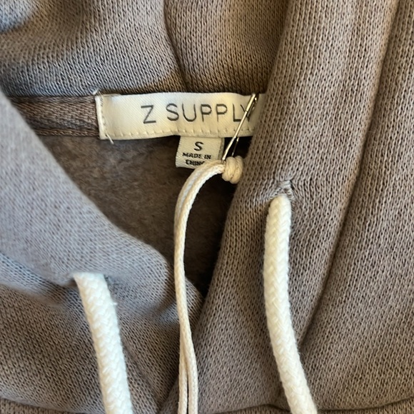 Z supply cargo hoodie - Picture 3 of 3